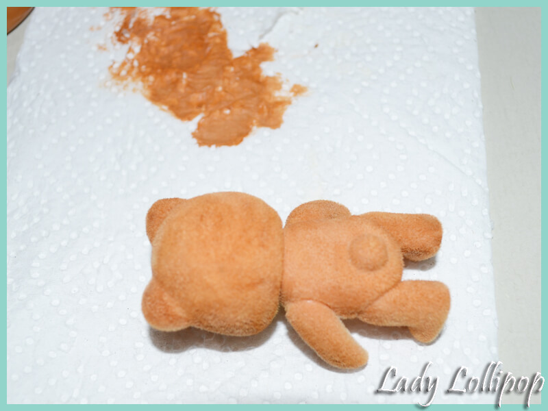 Dry Brushing acrylic paint onto Sylvanian Families custom figure