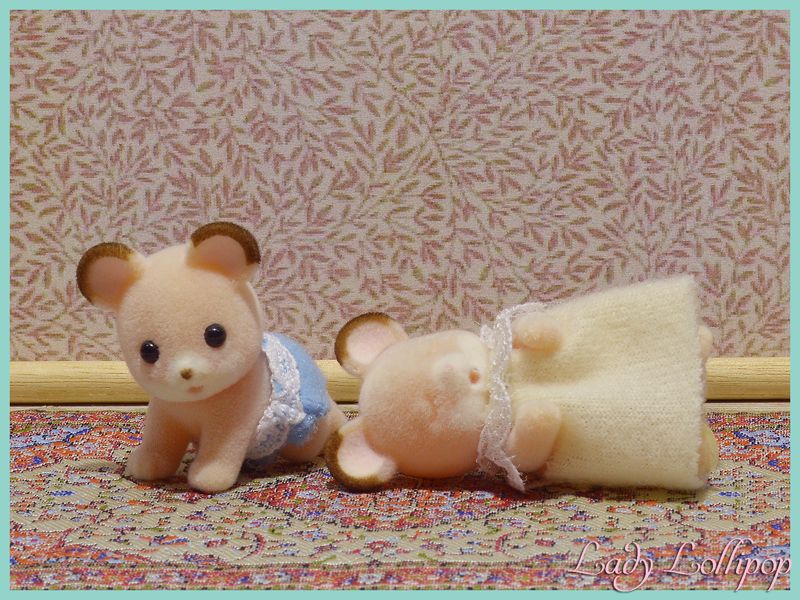 Sylvanian Families Fielding Mouse Twins