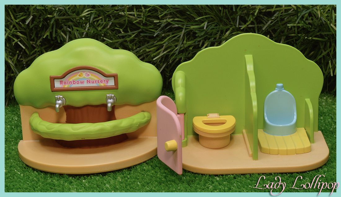 Sylvanian Families Nursery Toilet and washbasin set