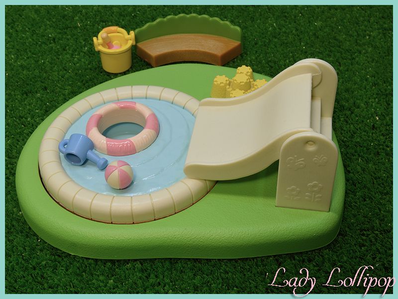 Sylvanian Families Nursery Sandpit and Pool Set