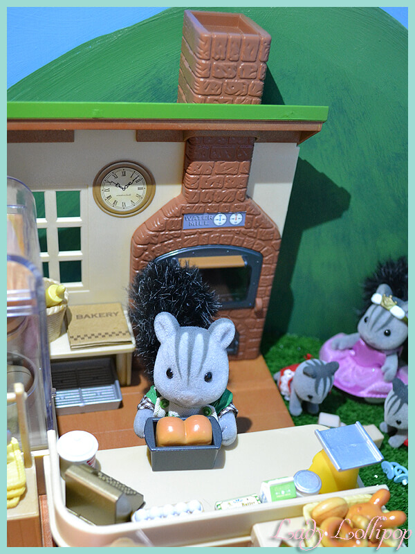 Final base coat for Sylvanian Families custom cheetah figures