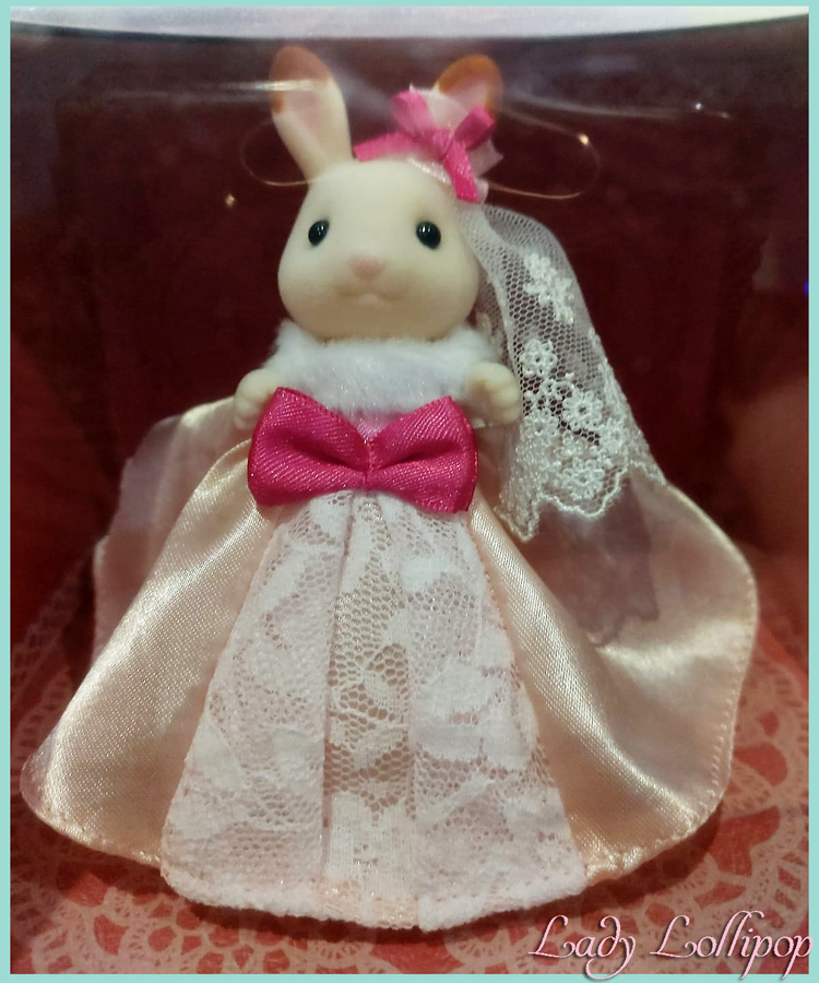 Sylvanian Families 60th Anniversary Commemorative Chocolate Rabbit figure