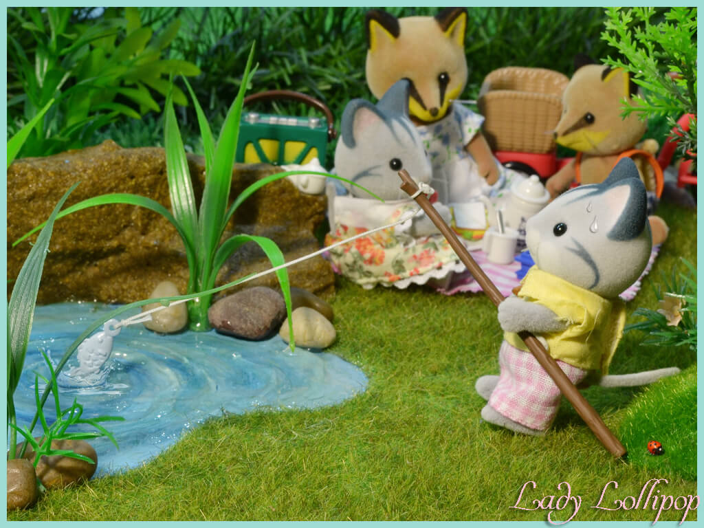 Sylvanian Harvey Cat brother fishing