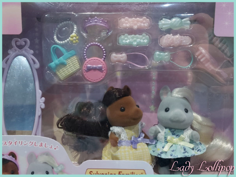 Sylvanian Families Fashionable Pony Friends set